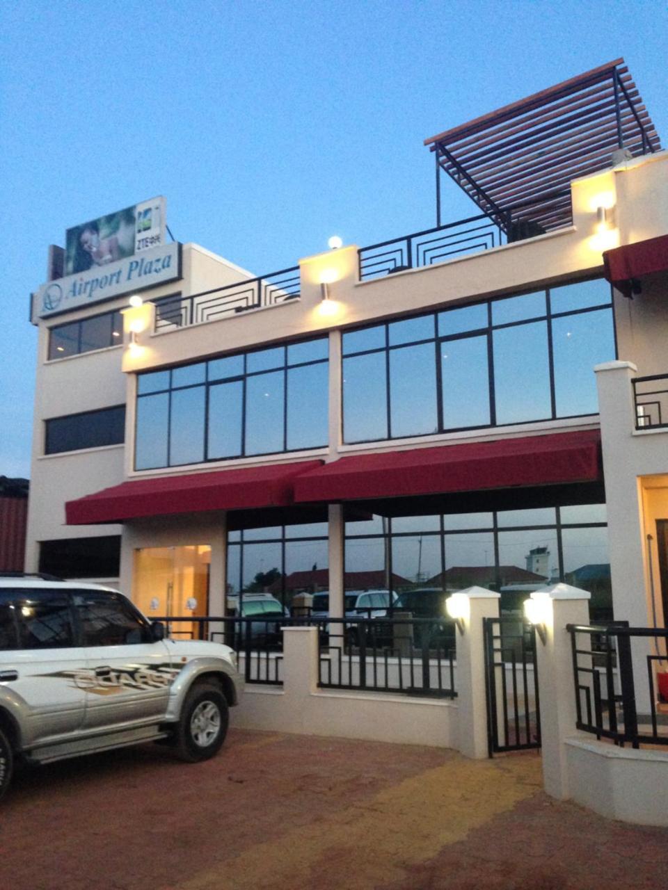 Airport Plaza Hotel Джуба Экстерьер фото